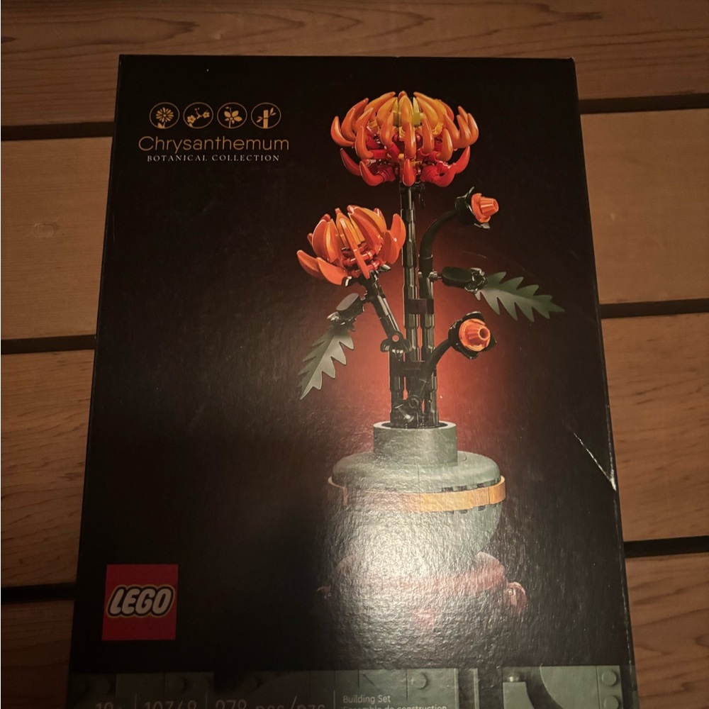 LEGO Botanical Collection Chrysanthemum - Orange and Green